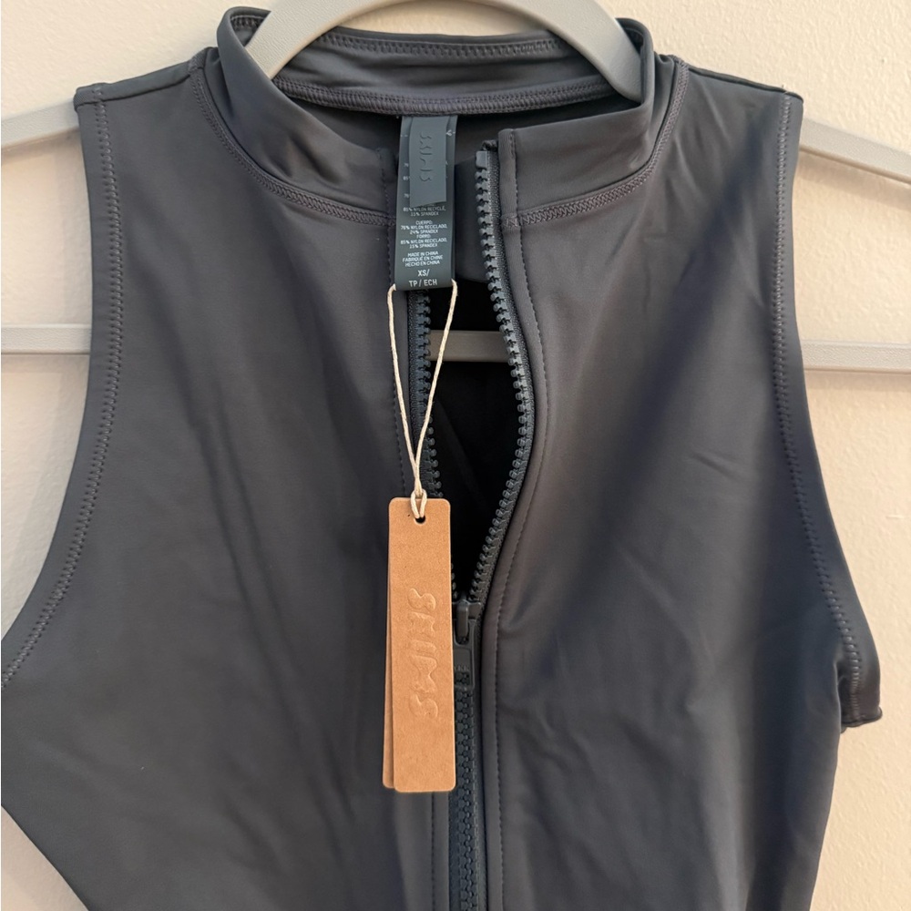 NWT SKIMS SIGNATURE SWIM ZIP FRONT SLEEVELESS ONE PIECE | GUNMETAL - Picture 4 of 5